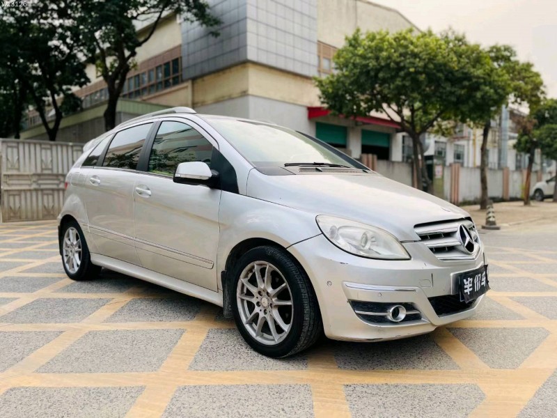 东莞11年奔驰B3