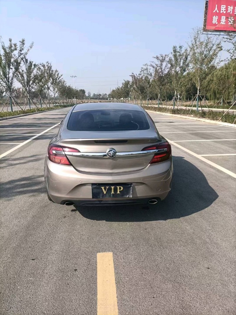 徐州14年别克君威1