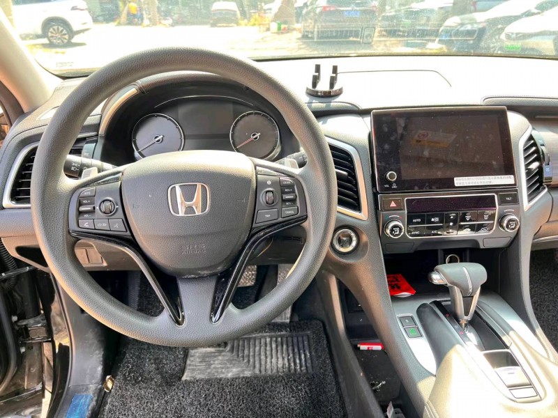 广州19年本田冠道9