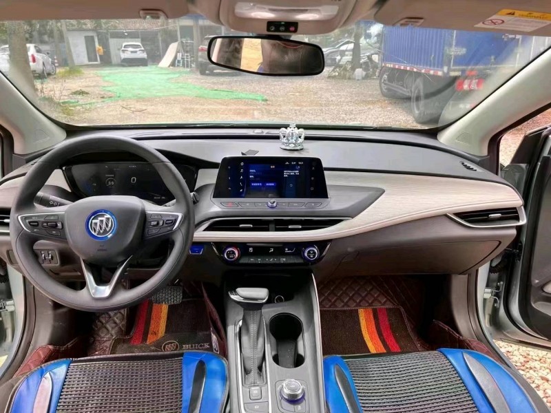 广州22年别克微蓝2