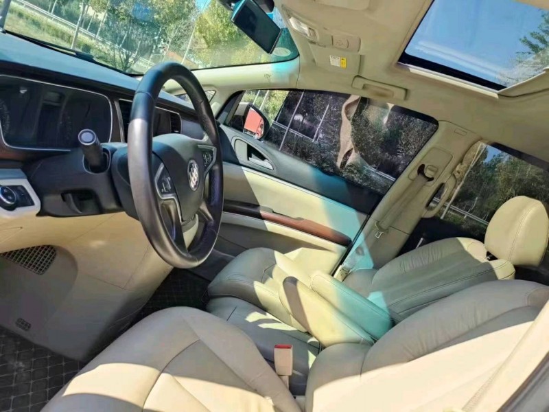 枣庄16年别克GL82