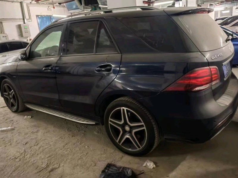 重庆16年奔驰GLE3