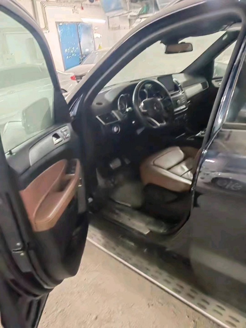 重庆16年奔驰GLE2