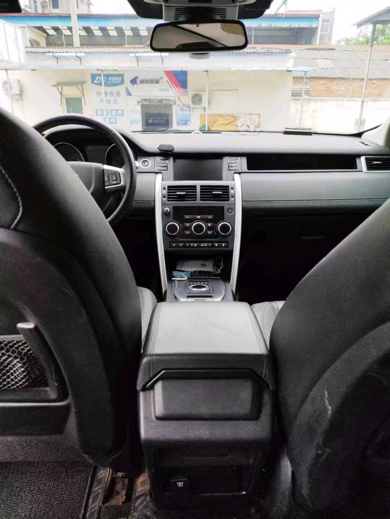 北京17年路虎发现神行8