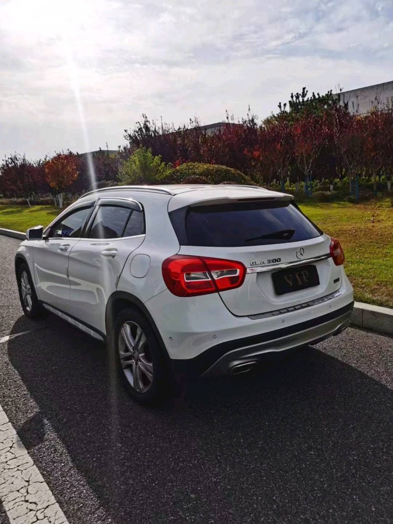 枣庄16年奔驰GLA5