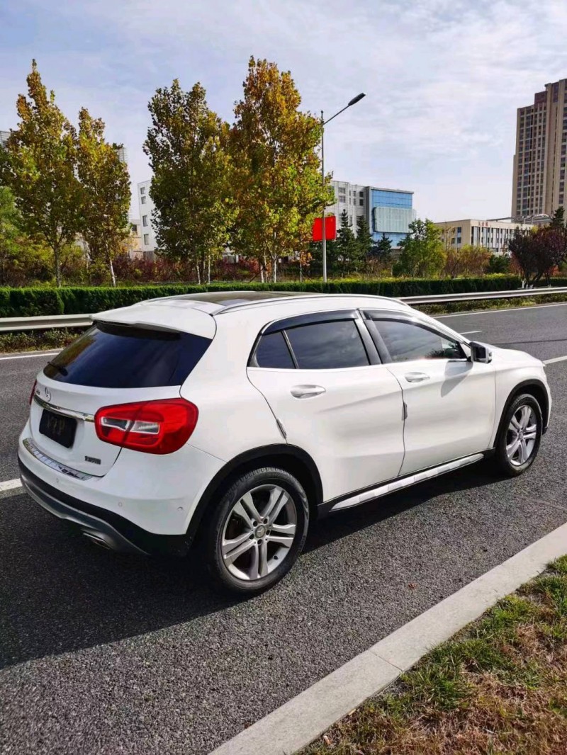 枣庄16年奔驰GLA2