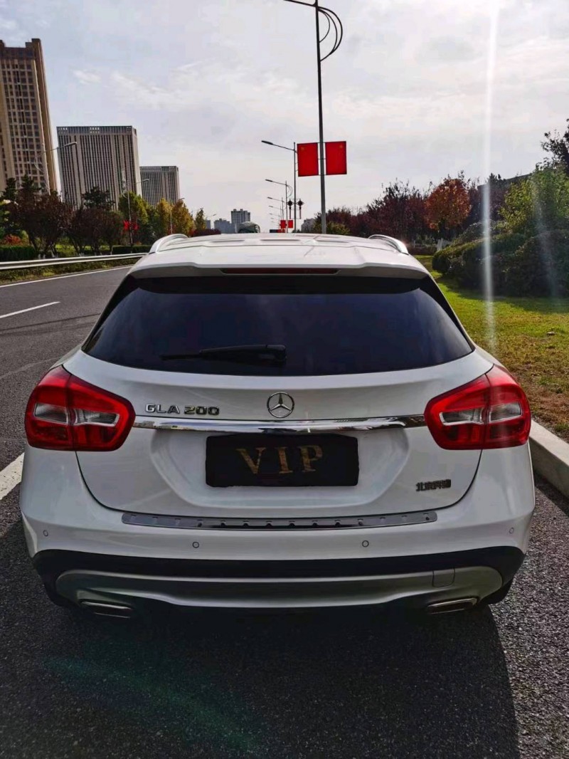 枣庄16年奔驰GLA9