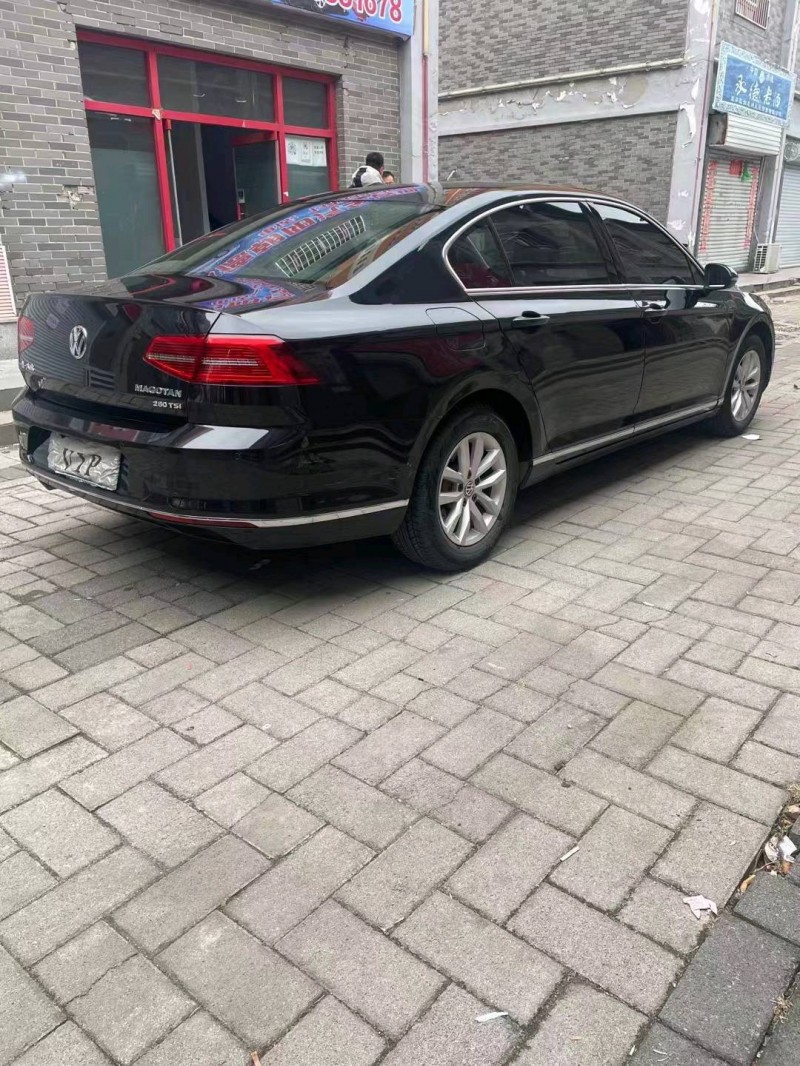 邯郸17年大众迈腾5