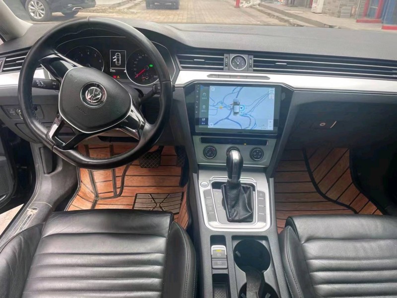 邯郸17年大众迈腾1