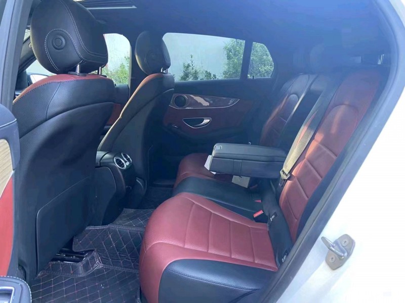 青岛17年奔驰GLC4