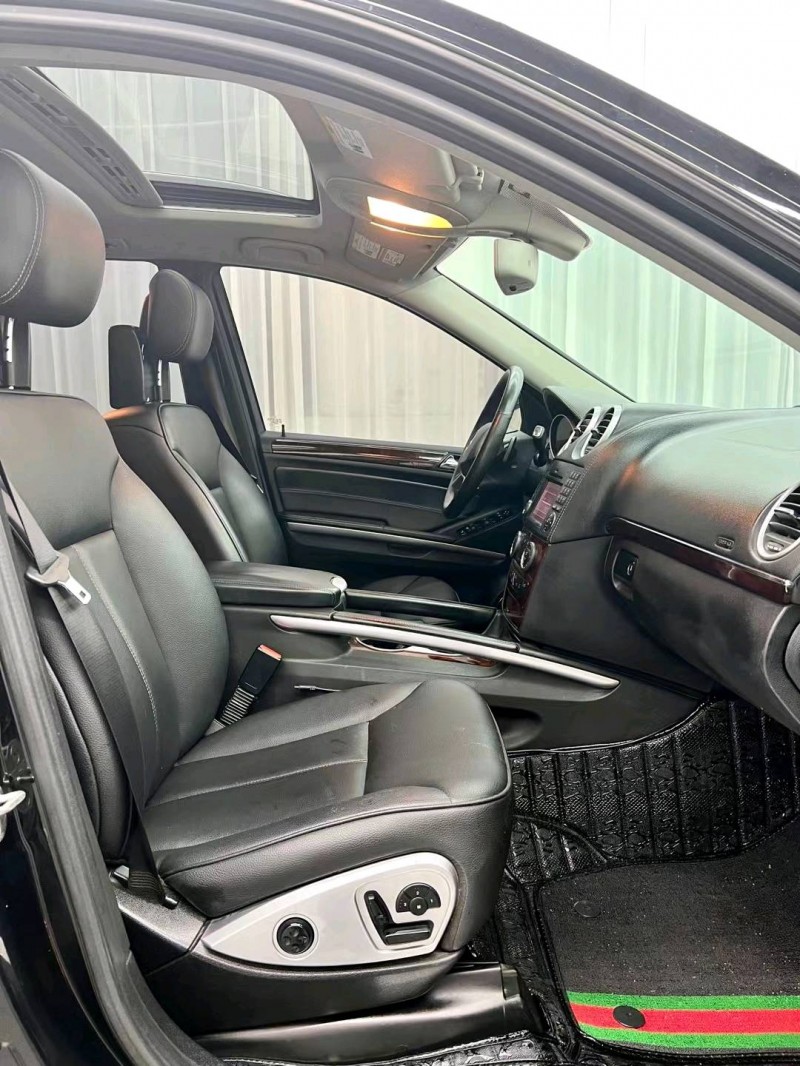 临沂12年奔驰GL4