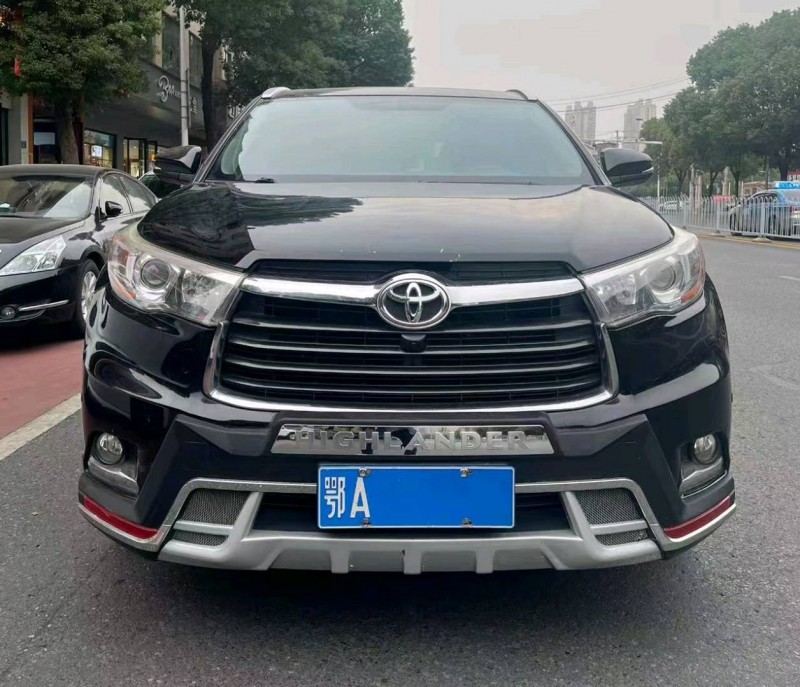 济南17年丰田汉兰达1