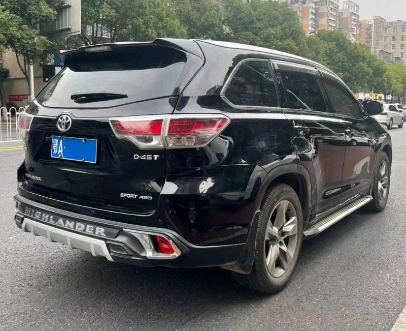 济南17年丰田汉兰达7