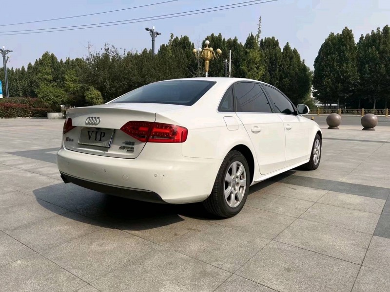 枣庄12年奥迪A4L8