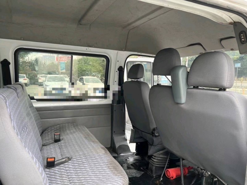 枣庄16年福特全顺5