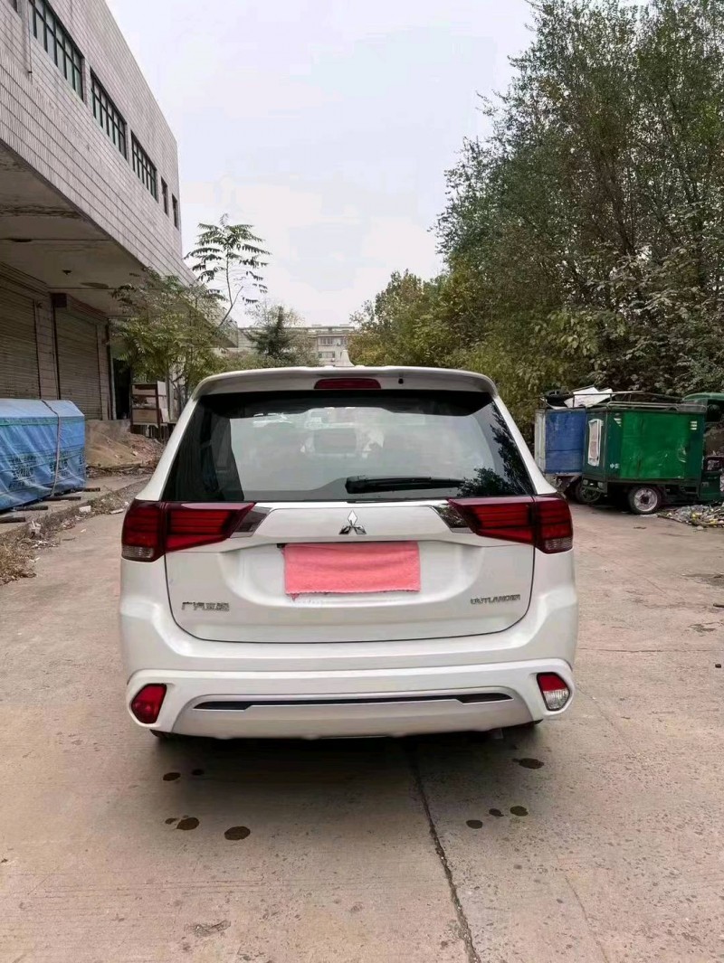 济南22年三菱欧蓝德5