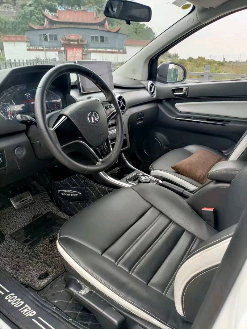 济南21年北汽新能源EU系列4