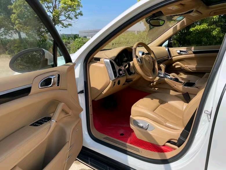 盐城14年保时捷卡宴4