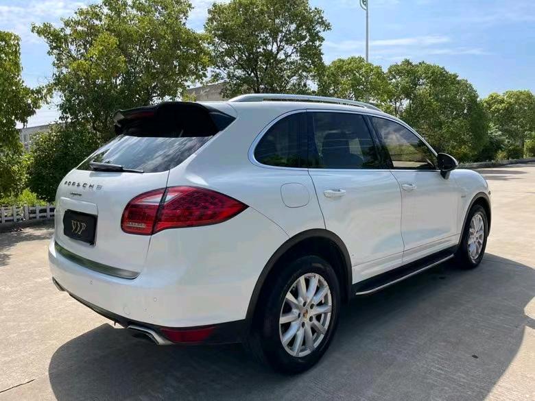 盐城14年保时捷卡宴8