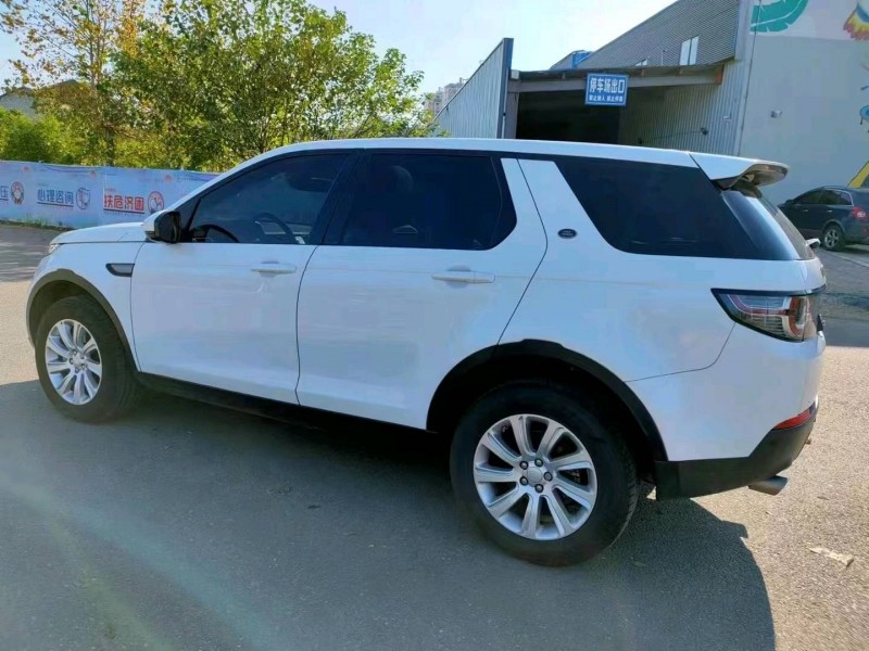 济南17年路虎发现神行6