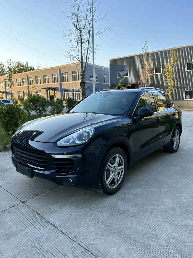 徐州17年保时捷卡宴3