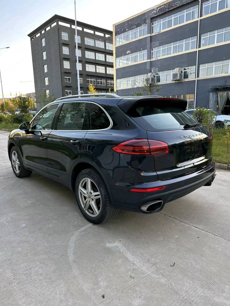 徐州17年保时捷卡宴8