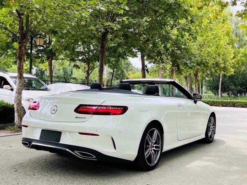 聊城20年奔馳E8