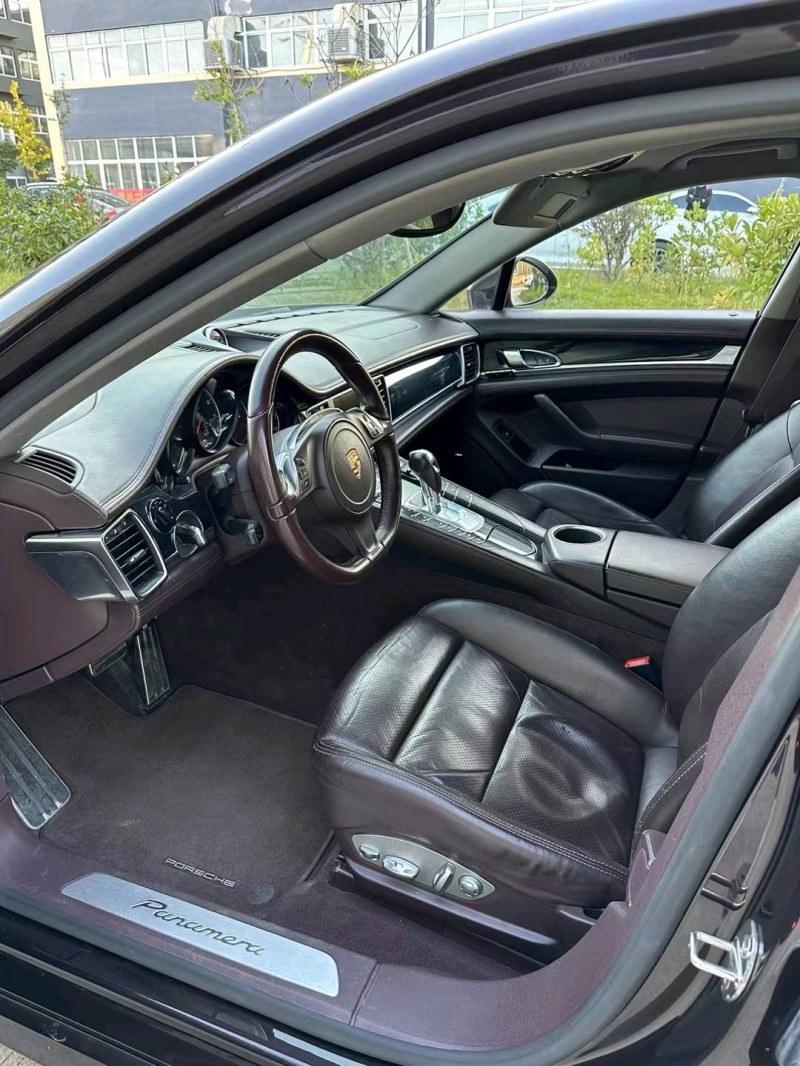 徐州14年保时捷帕拉梅拉3