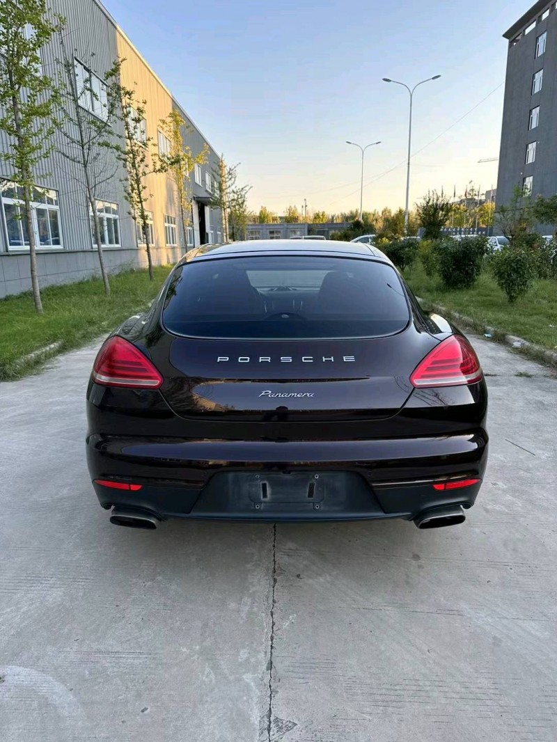 徐州14年保时捷帕拉梅拉1