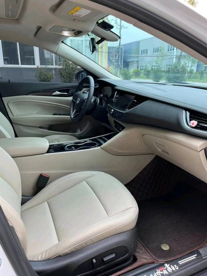 徐州21年别克君威4