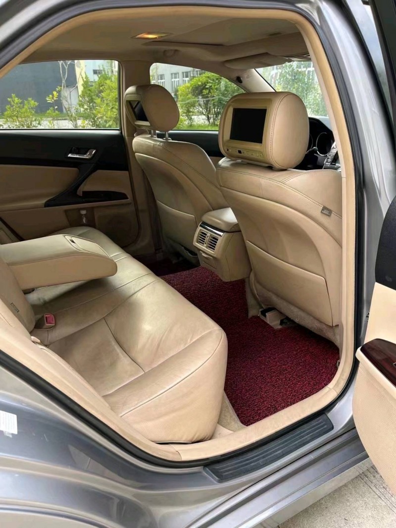 徐州10年丰田锐志5