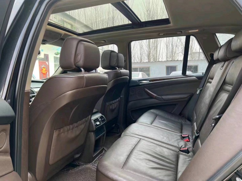 济宁13年宝马X56