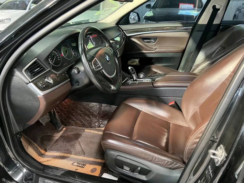 济宁15年宝马5系4