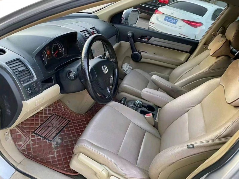 宜春11年本田CRV8