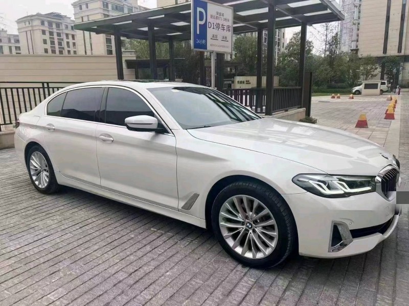 重庆21年宝马5系5
