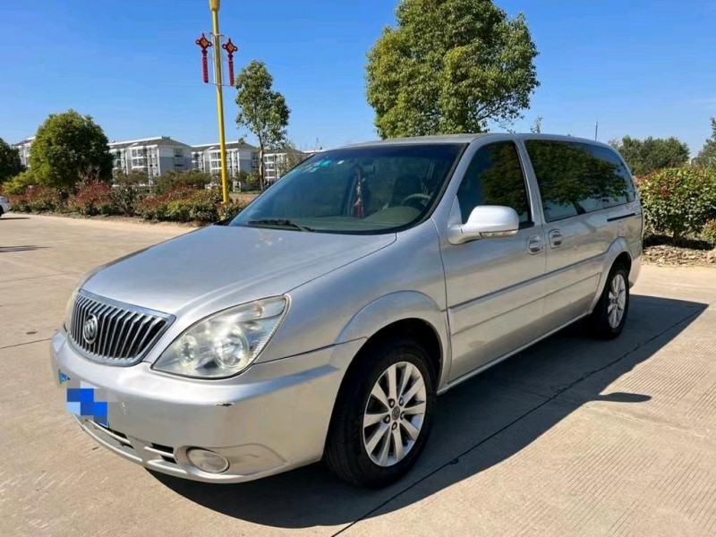 盐城11年别克GL82