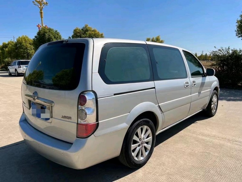 盐城11年别克GL84