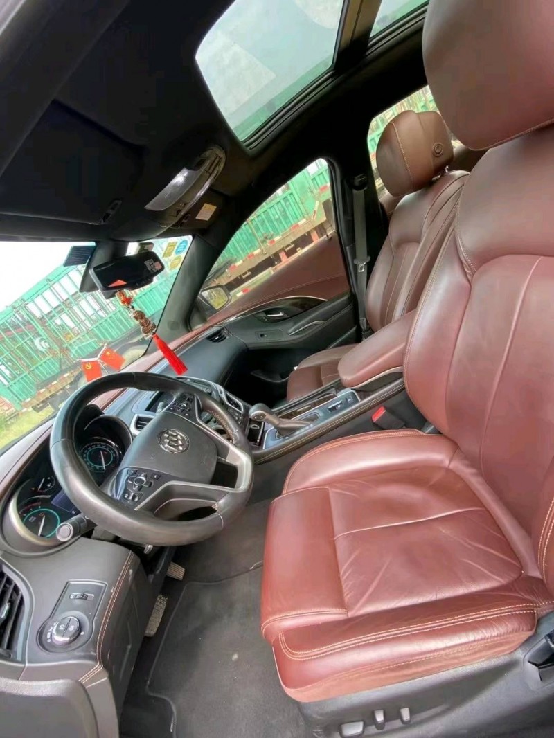 石家庄16年别克君越6