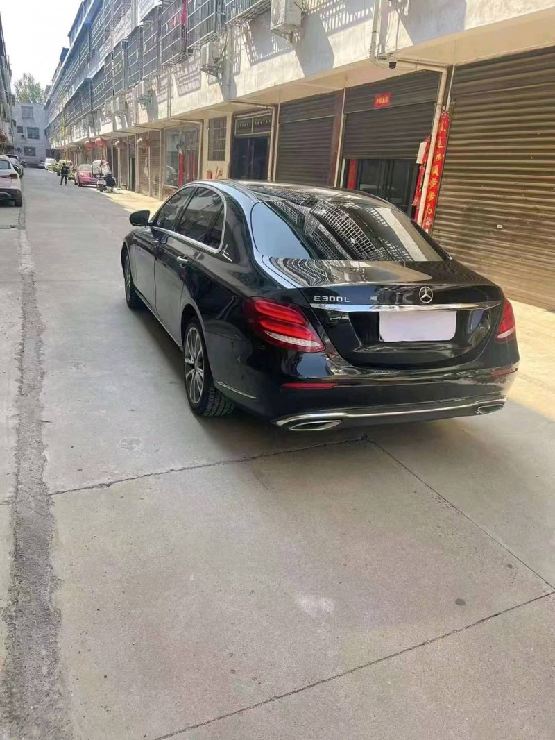 重庆20年奔驰E2