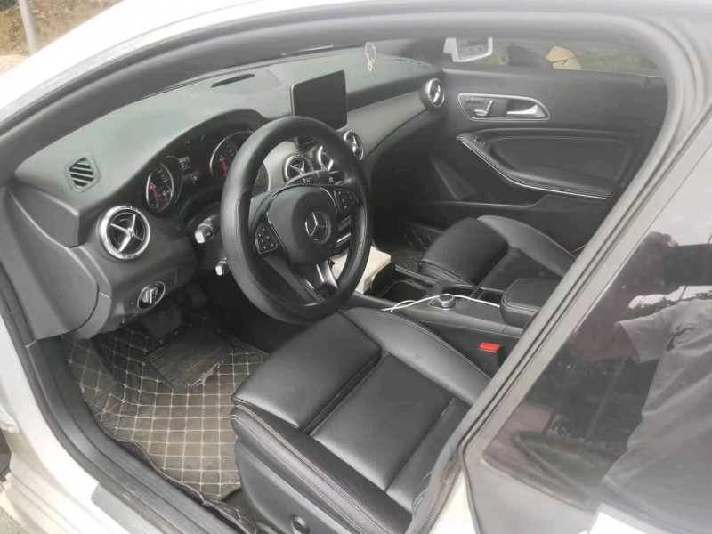 北京18年奔驰CLA6