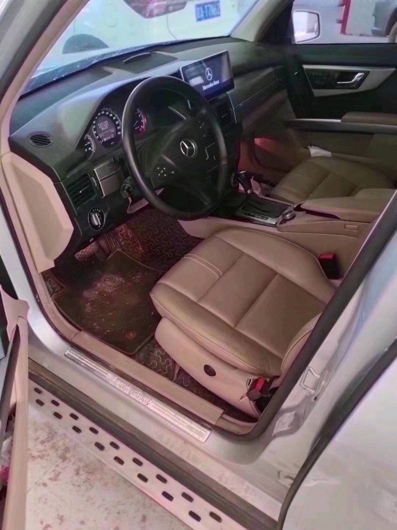 济宁11年奔驰GLK3