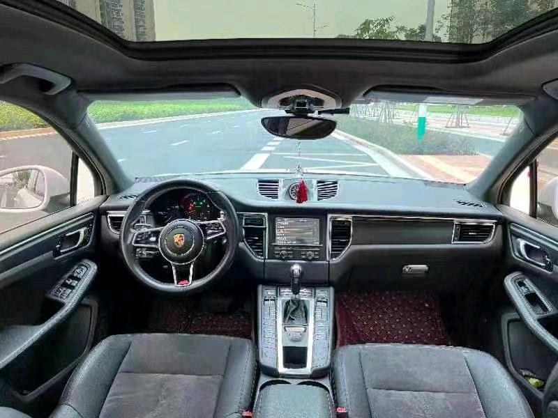 邵阳14年保时捷Macan3