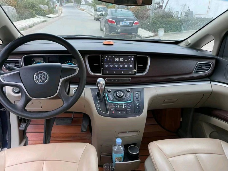 枣庄15年别克GL82