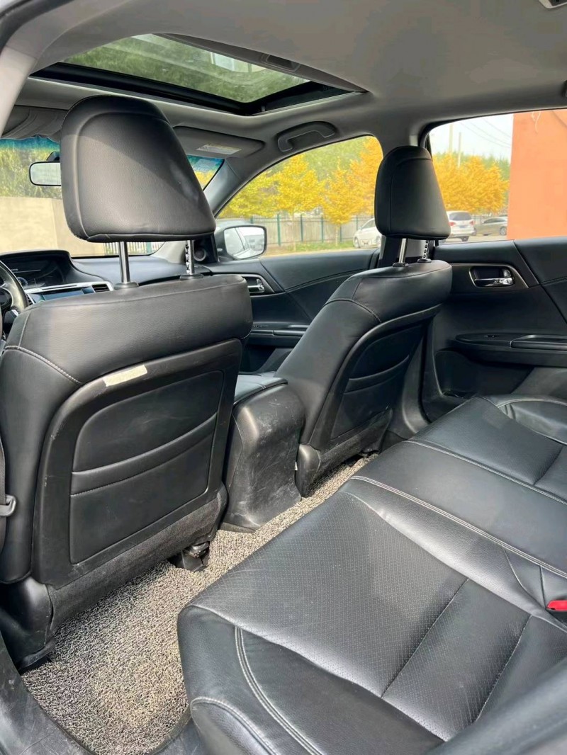 沈阳16年本田雅阁6