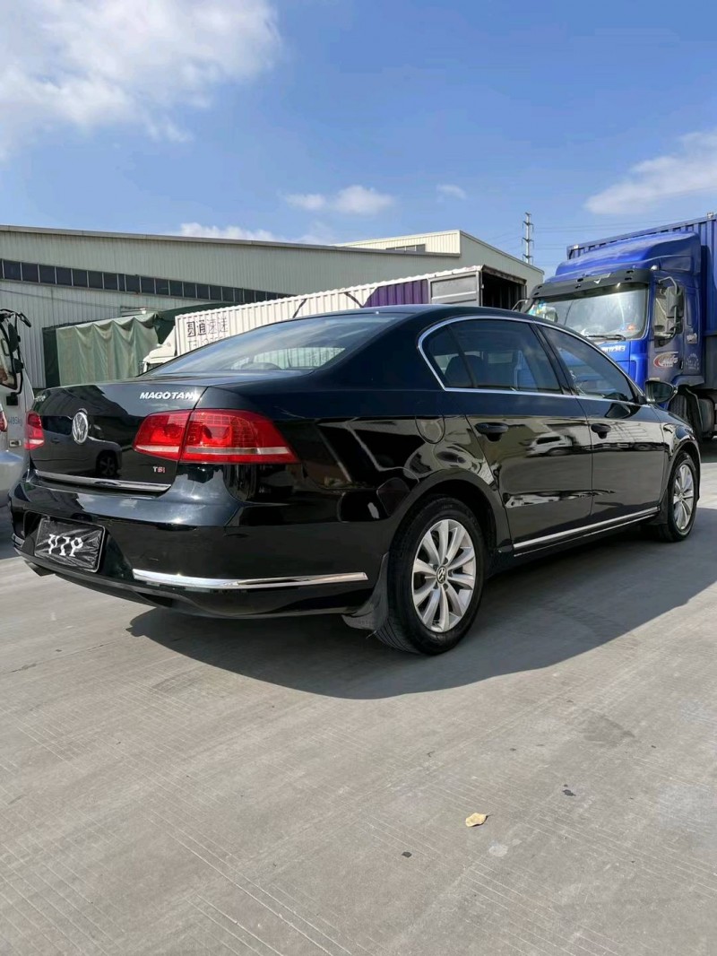 东莞14年大众迈腾7