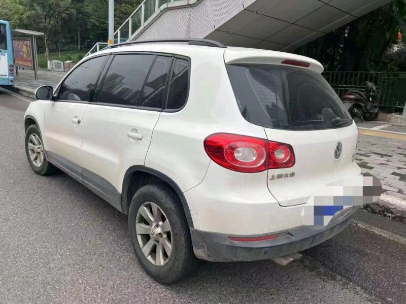 重庆11年大众途观6