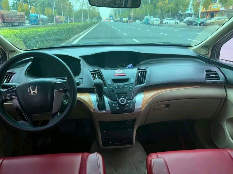 东营13年本田奥德赛5