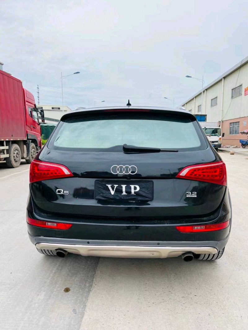 东莞10年奥迪Q59