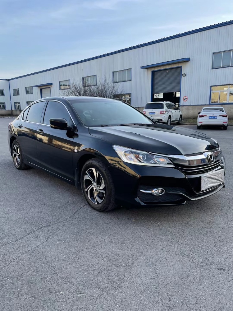 沈阳17年本田雅阁3