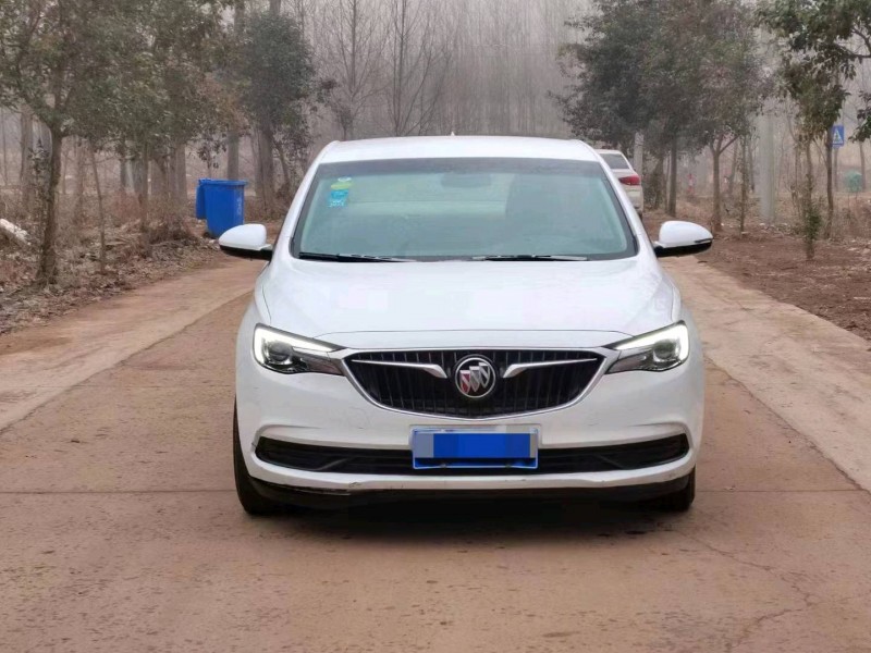 枣庄20年别克英朗1